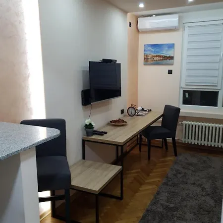 Dodolu Apartment